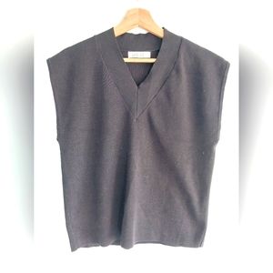 Lucce Sweater Vest for women